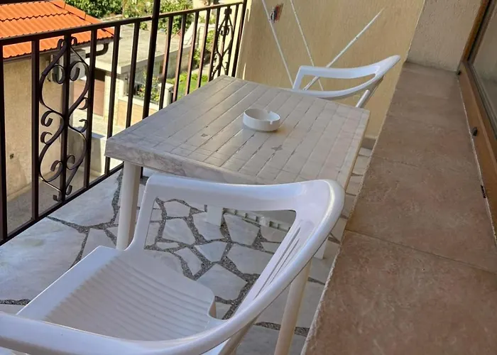 Hotel Family Chris 3*