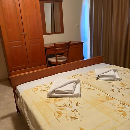 Family Chris ホテル スヴェティ・ヴラス