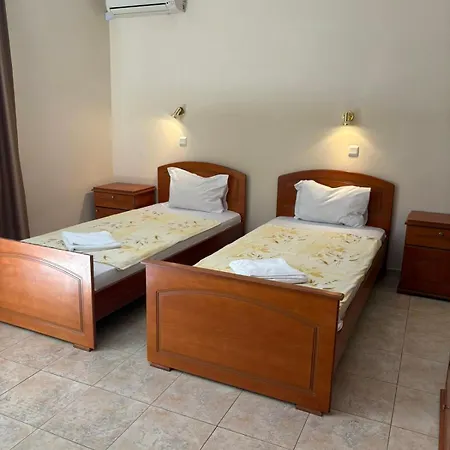 Family Chris ホテル