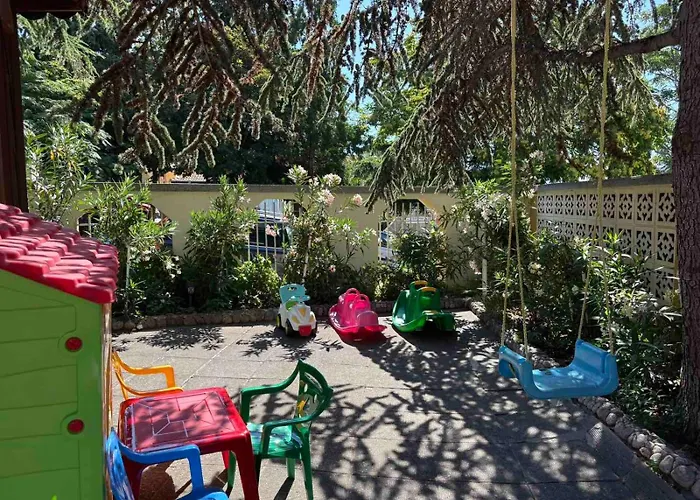 Hotel Family Chris 3*